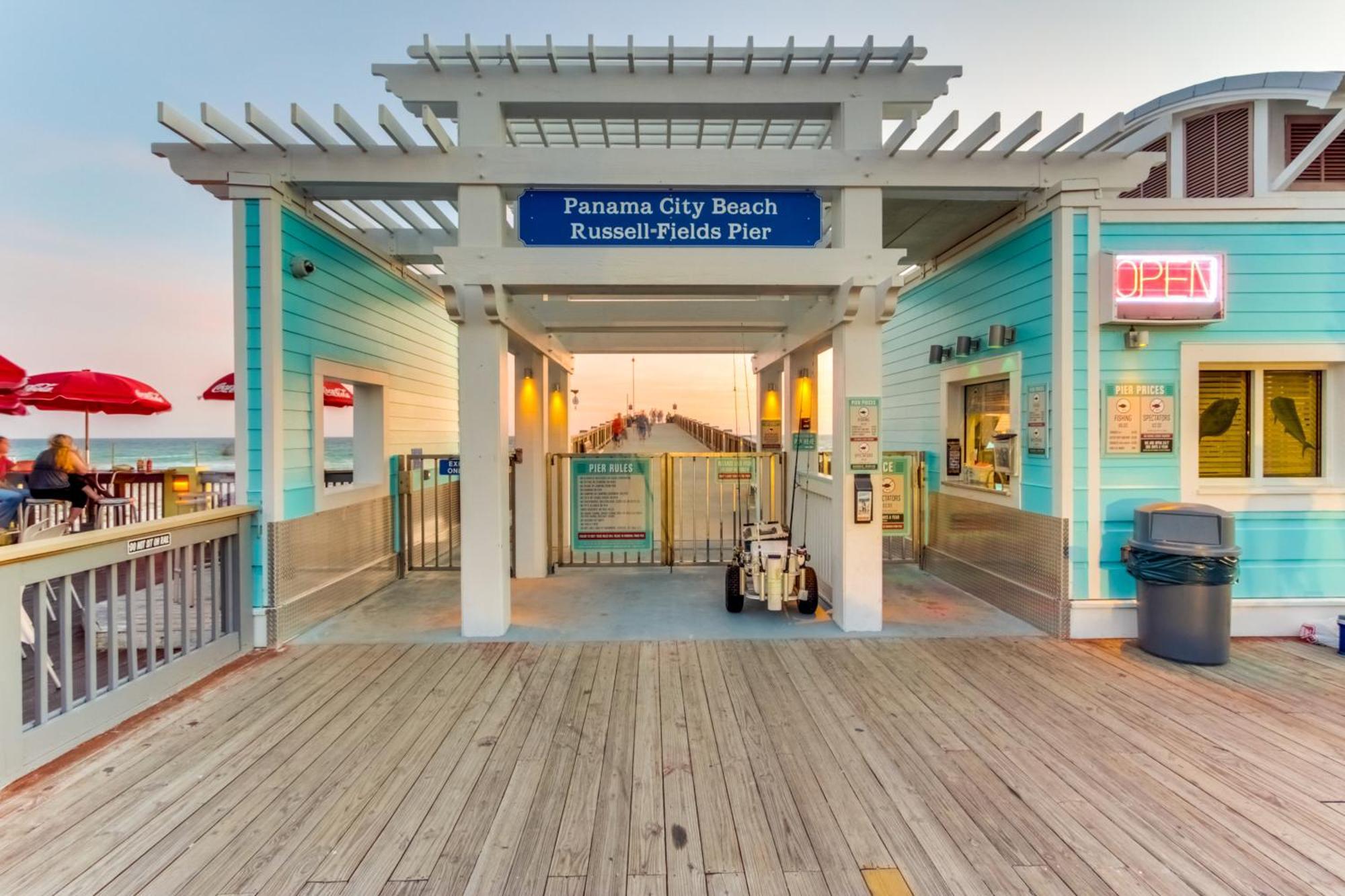 Emerald Isle Panama City Beach Rom bilde